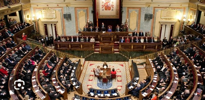 #SonDakika

İspanya’daki 27 milletvekili ve senatör, İmralı’ya heyet gönderilmesi için CPT’ye gönderdiği mektupta, “Sizden istediğimiz sorumluluklarınızı yerine getirmenizdir” dedi