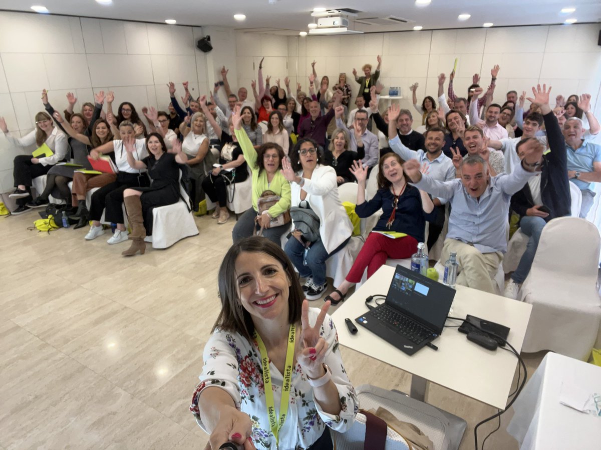 #workshopidealista Castellón 14-5-24 la tecnología y la ia forman pasarte de nuestro día a día y hoy aprendemos juntos a sacarle el máximo partido. Gracias!! 🍏🍏<a href="/idealista/">idealista</a>