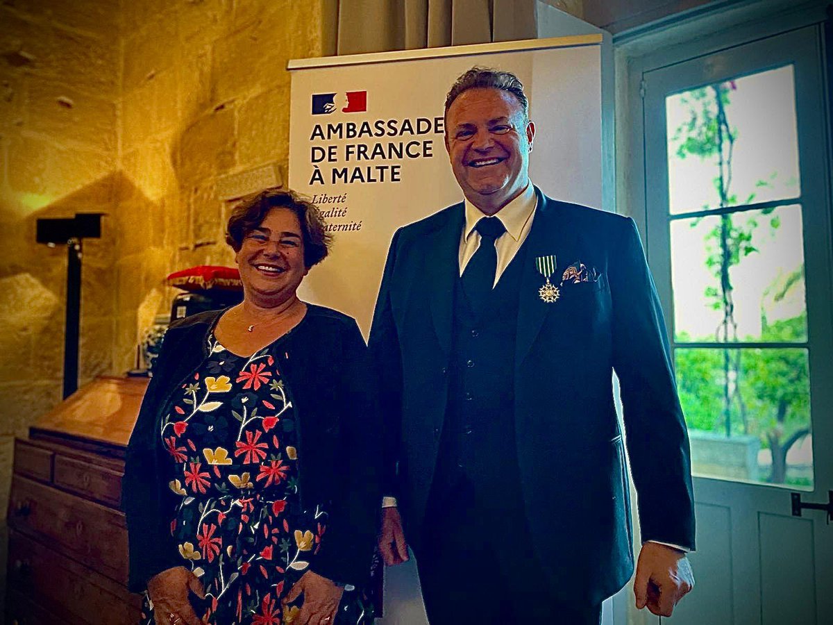 It was a privilege to receive the 'Chevalier de l’Ordre des Arts et Lettres.' My connection with France goes beyond opera thanks to Michael Tabone and our friends at Vins de Saint-Emilion. I would also like to thank Her Excellency Agnes Von der Muhll and her wonderful team!