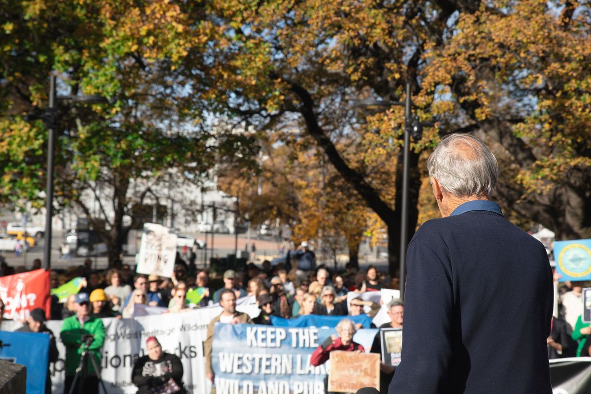📣 Today, hundreds of people turned out to rally at the Tasmanian Parliament — calling on our MPs to protect forests, oceans, climate, animals and wilderness. Eighteen organisations took part in this unified call for real action to protect nature and climate. #Politas