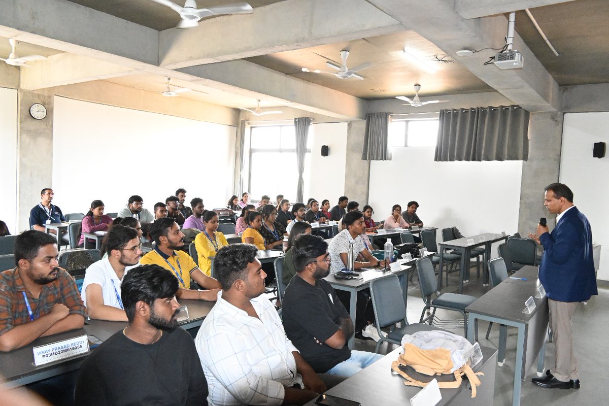 Our 4th semester HR student attended an insightful guest lectures on Diversity, Inclusion, Equity & Belonging (DIEB) and Talent Management in today's dynamic work environment on 11th May,2024. 
#GuestLectures #HR #Diversity #TalentManagement #DynamicWorkplace #NSB #nsbbangalore