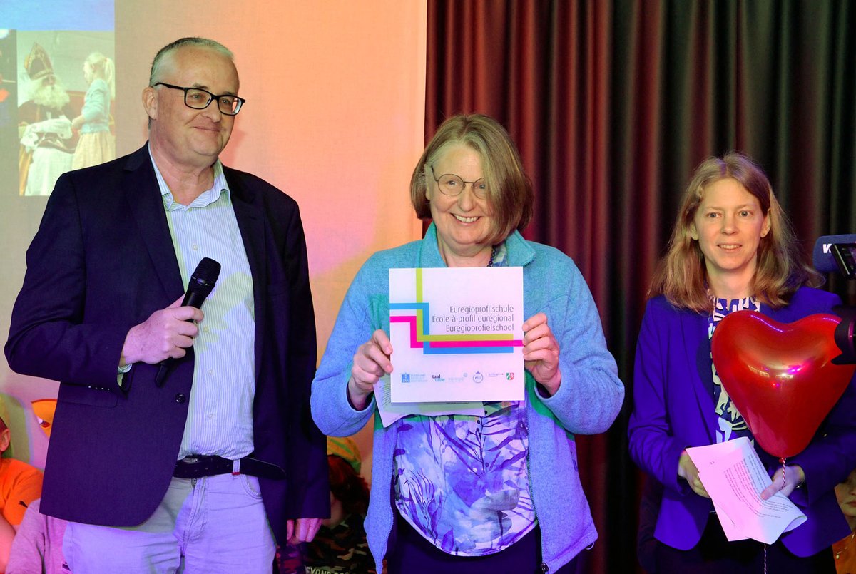 De Duitse basisschool Christophorus Grundschule in Kranenburg is op 25-04-2024 door de Euregioprofielschoolcertificeringscommissie als eerste basisschool in de Euregio Rijn-Waal benoemd tot Euregioprofielschool met als specialisatie Nederlands.