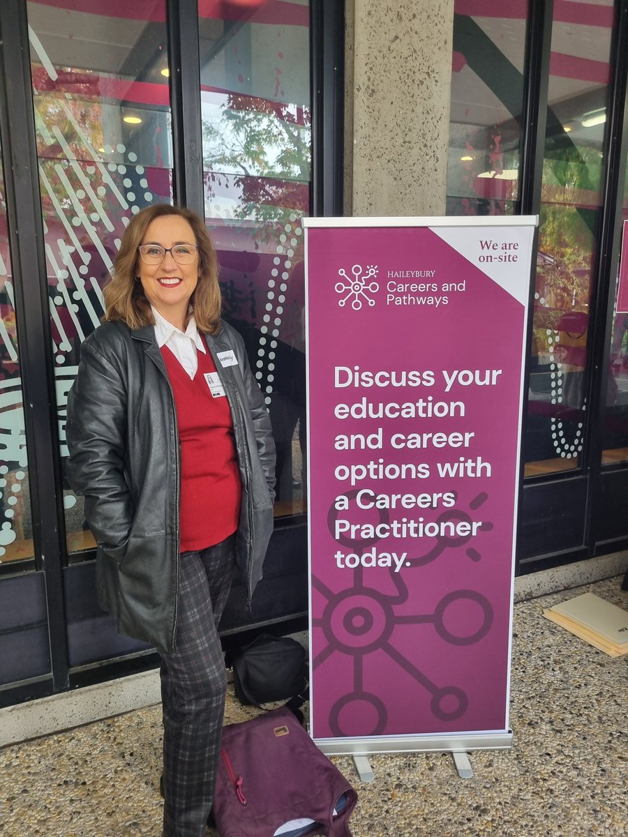 AMSI Schools (@amsischools) on Twitter photo COME SAY HI 👋 AMSI's School Mathematics Advisor is down at <a href="/Haileybury/">Haileybury</a>'s Future Ready Festival discussing the various #career pathways in #maths for #students COME SAY HI 👋 AMSI's School Mathematics Advisor is down at <a href="/Haileybury/">Haileybury</a>'s Future Ready Festival discussing the various #career pathways in #maths for #students