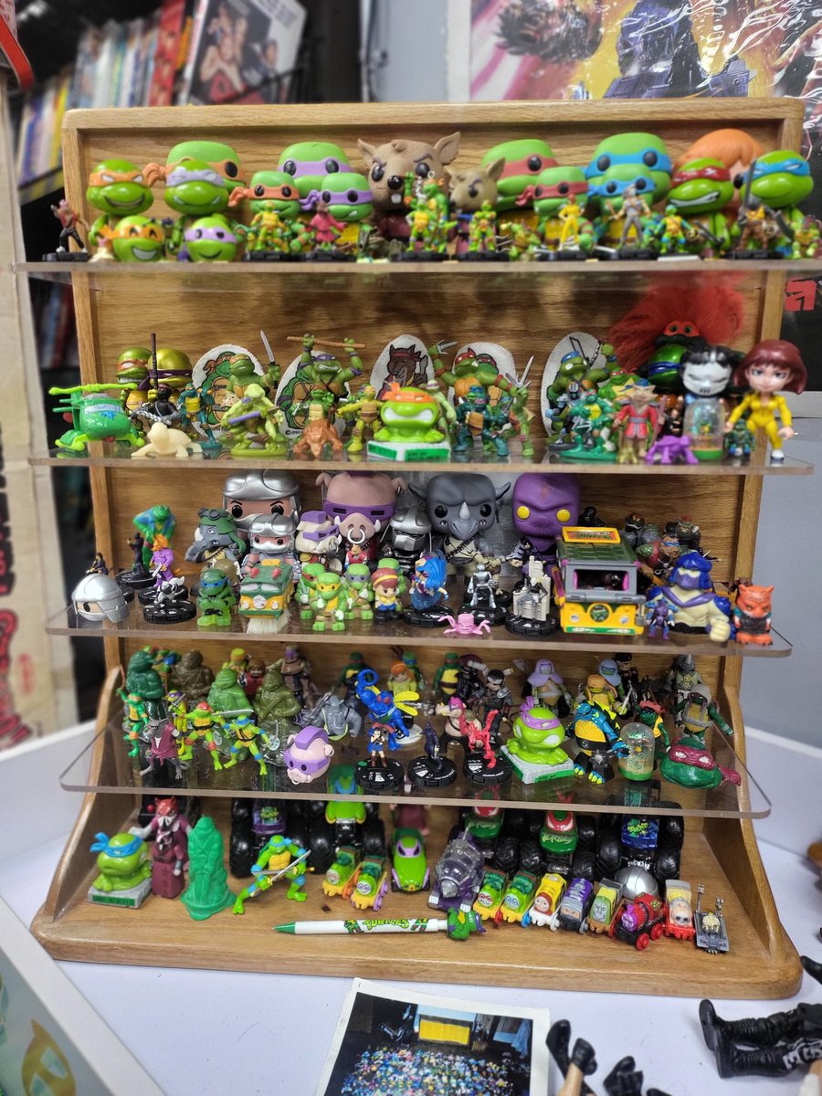Here are some of my photos from Time Blaster Toy's 40th Anniversary TMNT Pizza Party on May 11th. I got to display part of my collection and had a wonderful day. #TMNT #NinjaTurtles @TMNT @PalladiumBooks