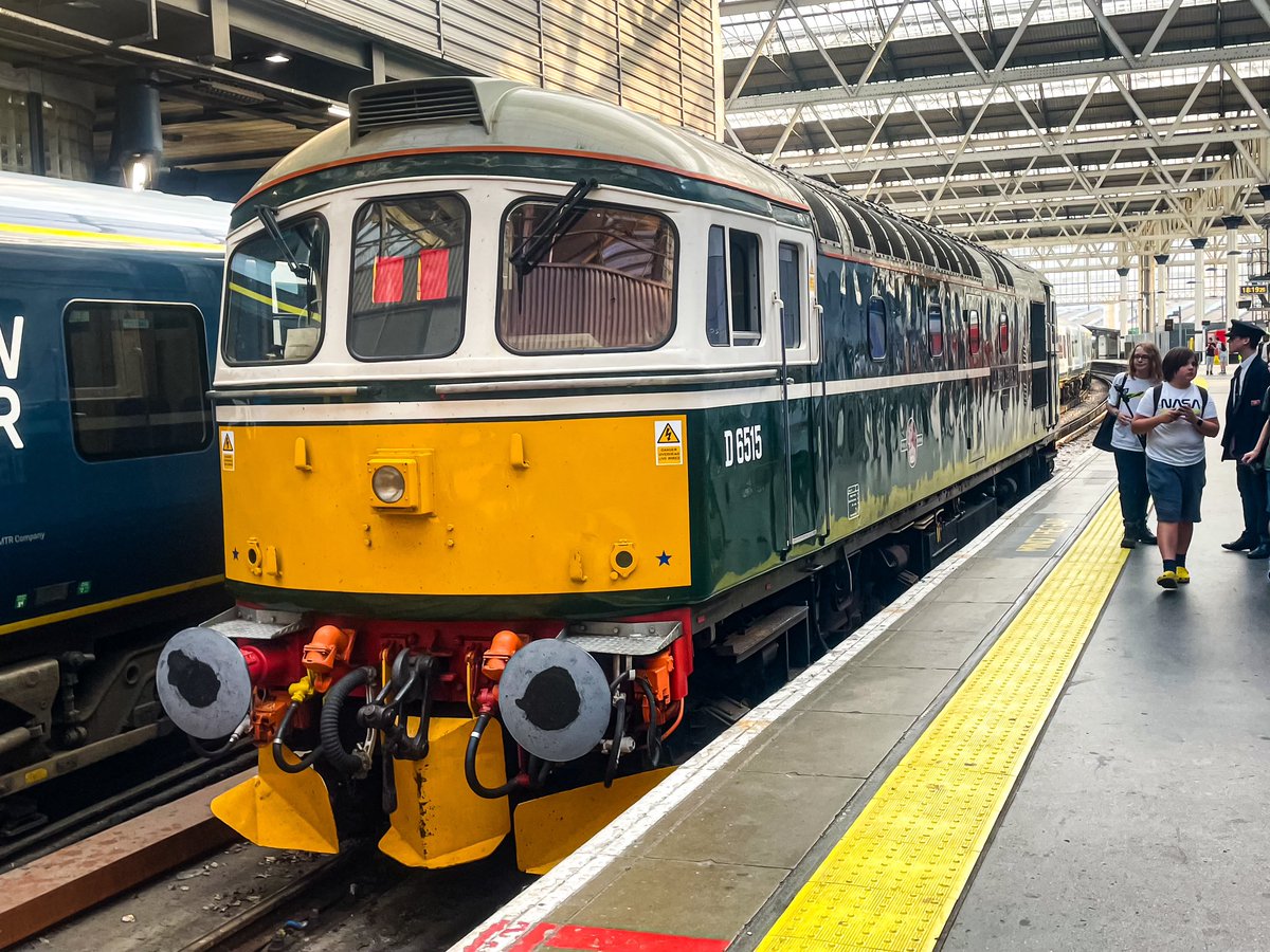 *Repost/Re-edit* Class 33012 “Lt Jenny Lewis' Light loco is seen looking lost on Platform 11 at London Waterloo, shortly after detaching from “The Return of the Jurassic Crompton” Railtour, On the evening of Sunday 12th of May 2024. flic.kr/p/2pR4rru #Class33 #Railtour
