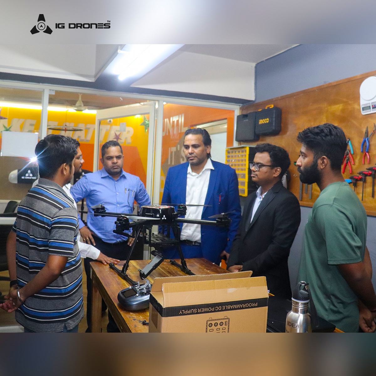 IG Drones was honoured to welcome @MSH_MeitY CEO @JeetKVijay and MeitY Program Director @rathomkar09 to our office.

#DronesForEfficiency #InnovateWithDrones #FutureOfBusiness #DroneRevolution #officevisit #IGDrones