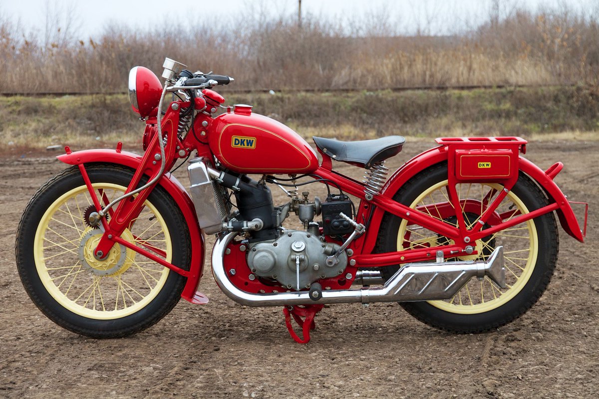 1931 DKW SS500 source: tinyurl.com/4pcvv8cp #ClassicMotorcycles