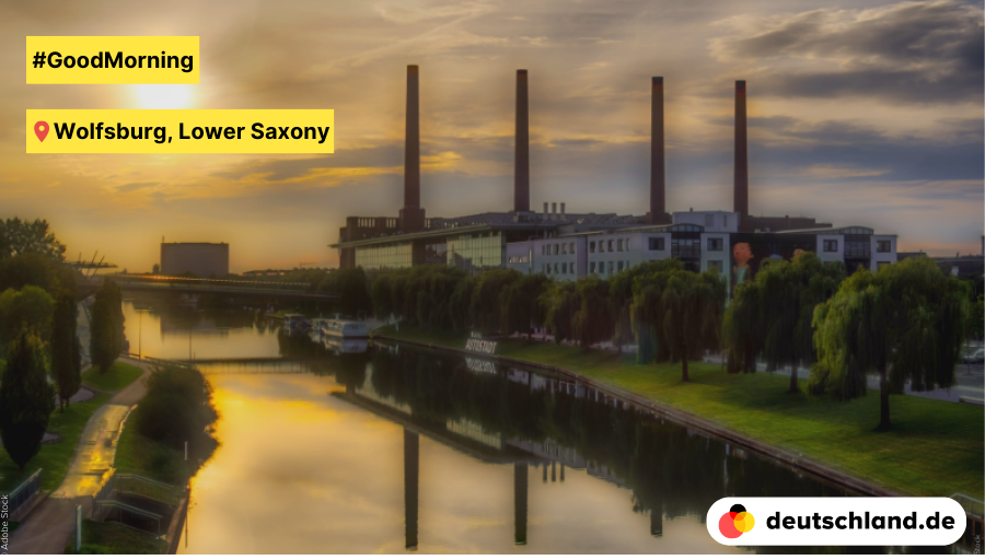 🌅 #GoodMorning from #Wolfsburg in Lower Saxony. 🚗 The city is best known for being home to the #Volkswagen factory. 🚙 The so-called 'Autostadt' (car city) right next to the factory is a complex consisting of a museum, a new car delivery and leisure park. #PictureOfTheDay