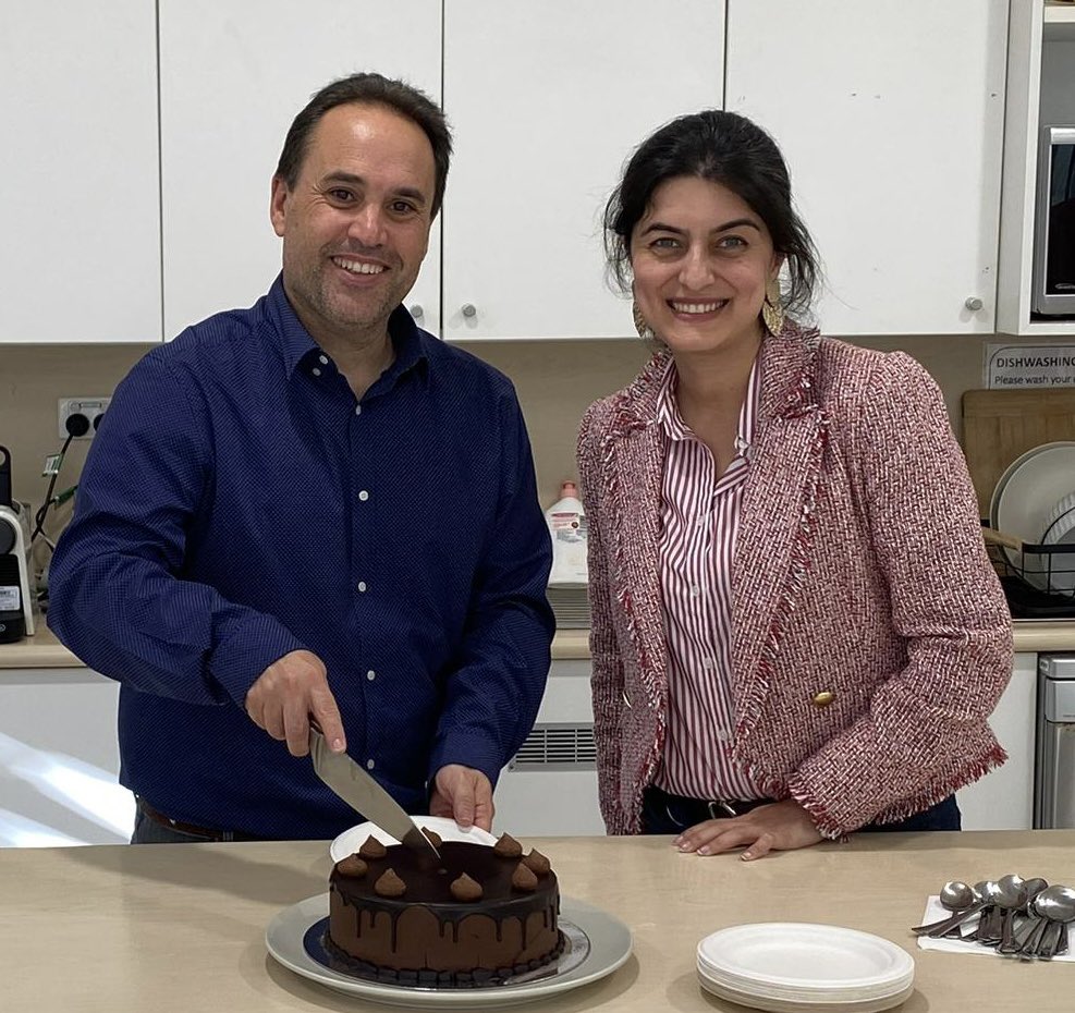 Hector Peinado (@hps2002) on Twitter photo Happy to share our work <a href="/CNIOStopCancer/">CNIO Stop Cancer</a> with <a href="/Elham_Beheshti/">Elham Beheshti</a> at ADDRI in Sidney. And on top of that Surprise Birthday Party!! Thanks Elham!!! So nice of you! + Sidney rocks!!! Big hug! Happy to share our work <a href="/CNIOStopCancer/">CNIO Stop Cancer</a> with <a href="/Elham_Beheshti/">Elham Beheshti</a> at ADDRI in Sidney. And on top of that Surprise Birthday Party!! Thanks Elham!!! So nice of you! + Sidney rocks!!! Big hug!