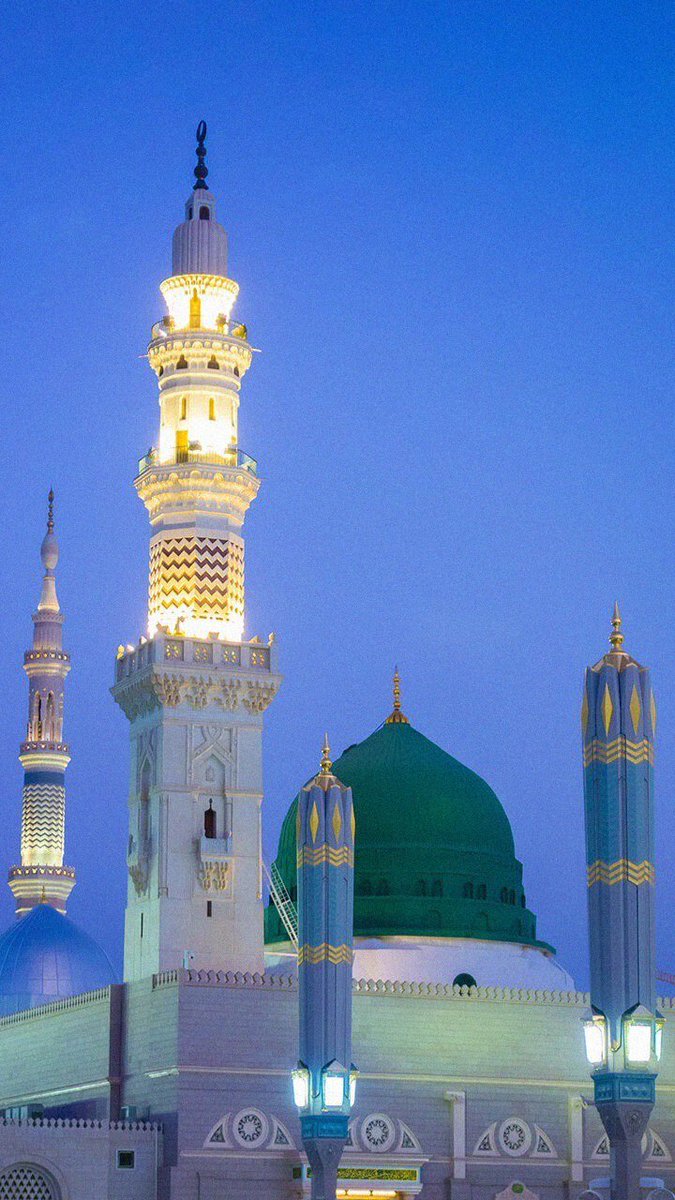 Amazing is the profile of my NABI ﷺ, 
When I send salutations on him, 
Blessings descend on me. ❤️