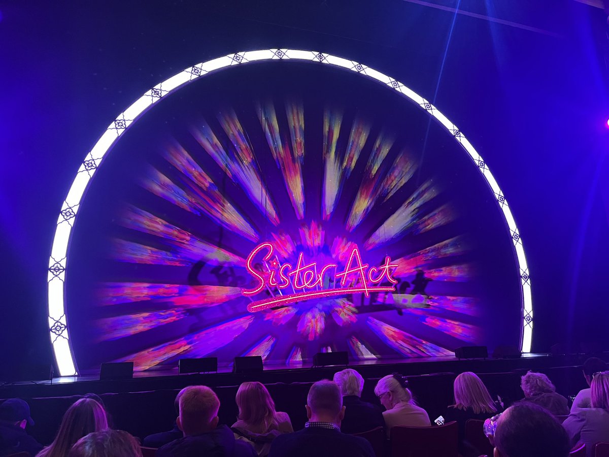 Wow. Thanks @brumhippodrome for #SisterAct I’ve never seen before, massive standing ovation at the end, and even some dancing! Great feel good show, on until Saturday! 😍