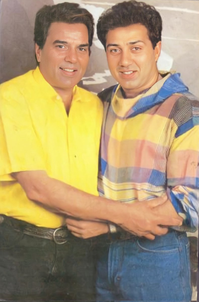 DSB fans Solapur Nawaj #Dharmendra #Sunnydeol @aapkadharam 🌹🌹🌹🌹 @iamsunnydeol ❤️❤️❤️❤️