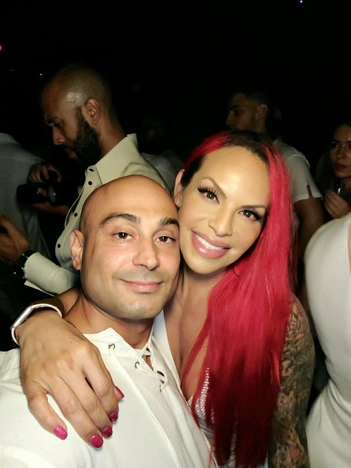 @Foxxy702 https://t.co/4nk5daG5dd<a class="tags" href="/tag/foxxy702">@foxxy702</a><a href="/tag/avn"class="tags"><span>#avn</span></a><a href="/tag/gayvn"class="tags"><span>#gayvn</span></a><a href="/tag/lasvegs"class="tags"><span>#lasvegs</span></a>