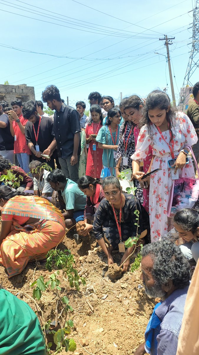 NSS cell of HITS in association with padur panchayat celebrated May Day 2024. More than 80 students participated in the event and planted trees. @YASMinistry @ianuragthakur @_NSSIndia @NisithPramanik @pankajsinghips @PIB_India @pibchennai @pibyas @CMOTamilnadu @mygovindia