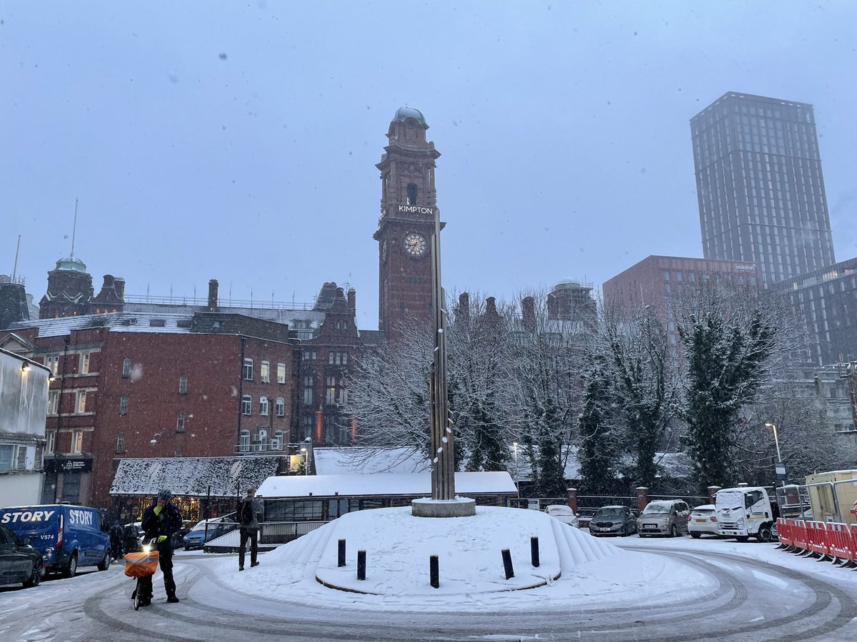 ICYMI: job opportunity - three-year, full-time Research Fellowship in Writing &amp; Place <a href="/MMUEnglishDept/">English at Manchester Met</a> <a href="/McrWritingSchl/">Manchester Writing School</a> working with colleagues in the Poetry Research Group &amp; <a href="/PlaceCentre/">Centre for Place Writing</a> Closing date: 29 May manmetjobs.mmu.ac.uk/jobs/vacancy/r…