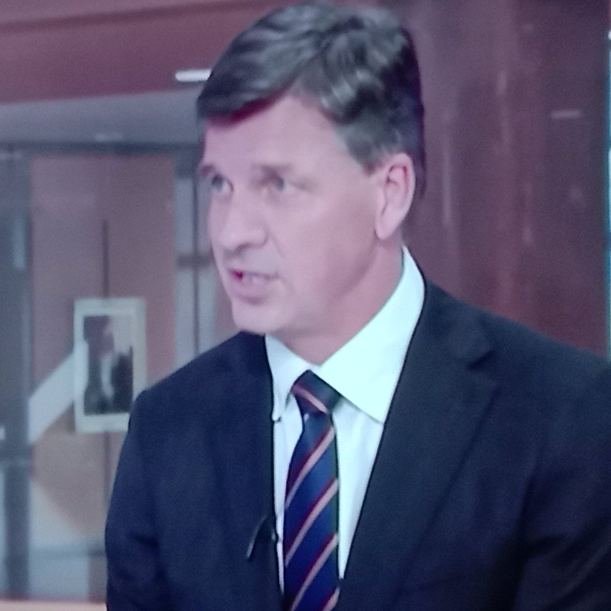 I've got a 'red line' issue for you #AngusTaylor It's never having you in a govt again Because of your previous sullied performance for over a decade I see You & your self interest #afternoonbriefing