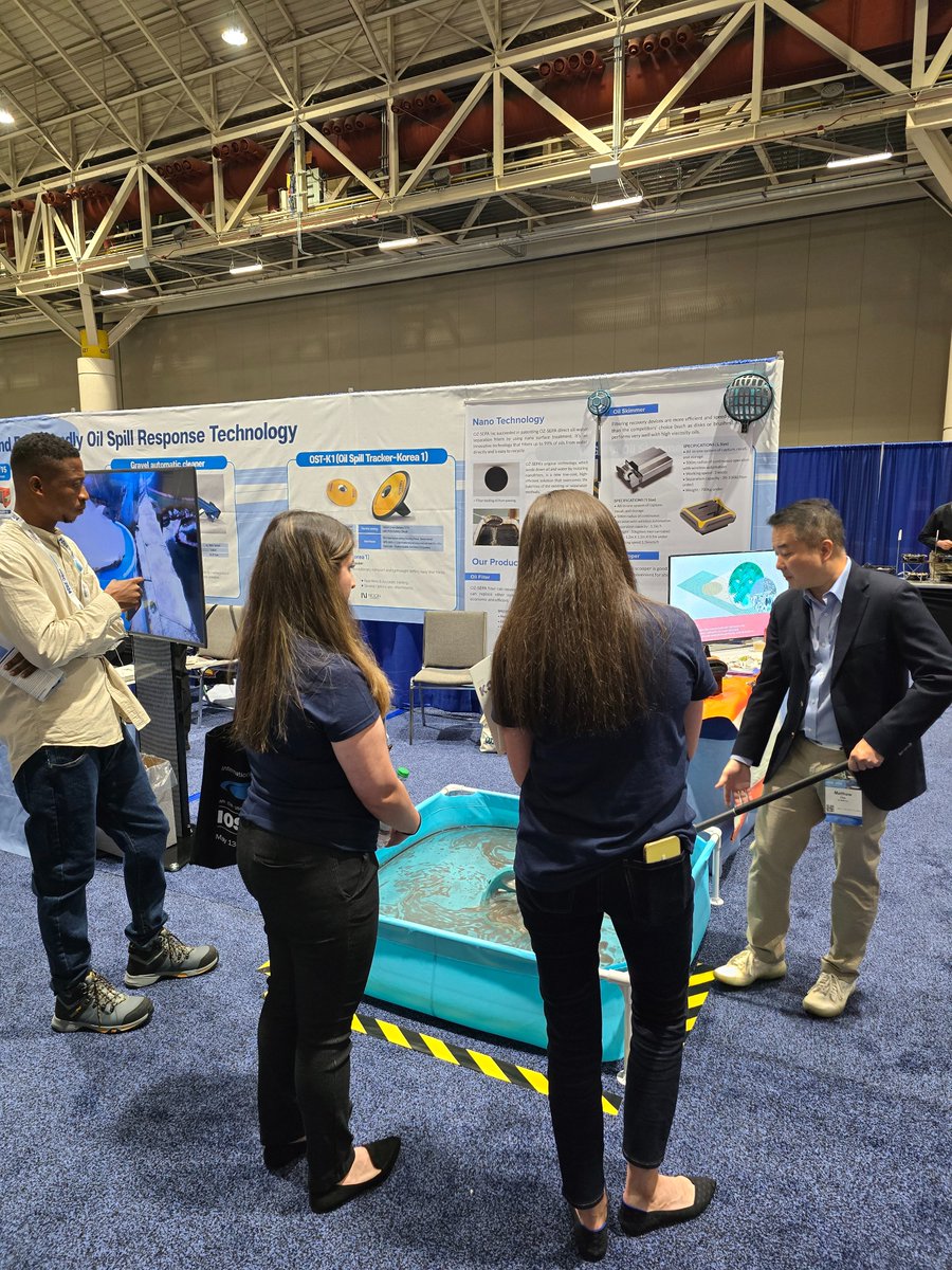 Making waves at #IOSC2024! 🌊 Excited to showcase #OZSEPA's cutting-edge oil spill removal solutions. Was great to meet some other great Korean companies and industry experts who are helping drive Korean innovation at the Korea Booth! #oilspillresponse #environment #technologies
