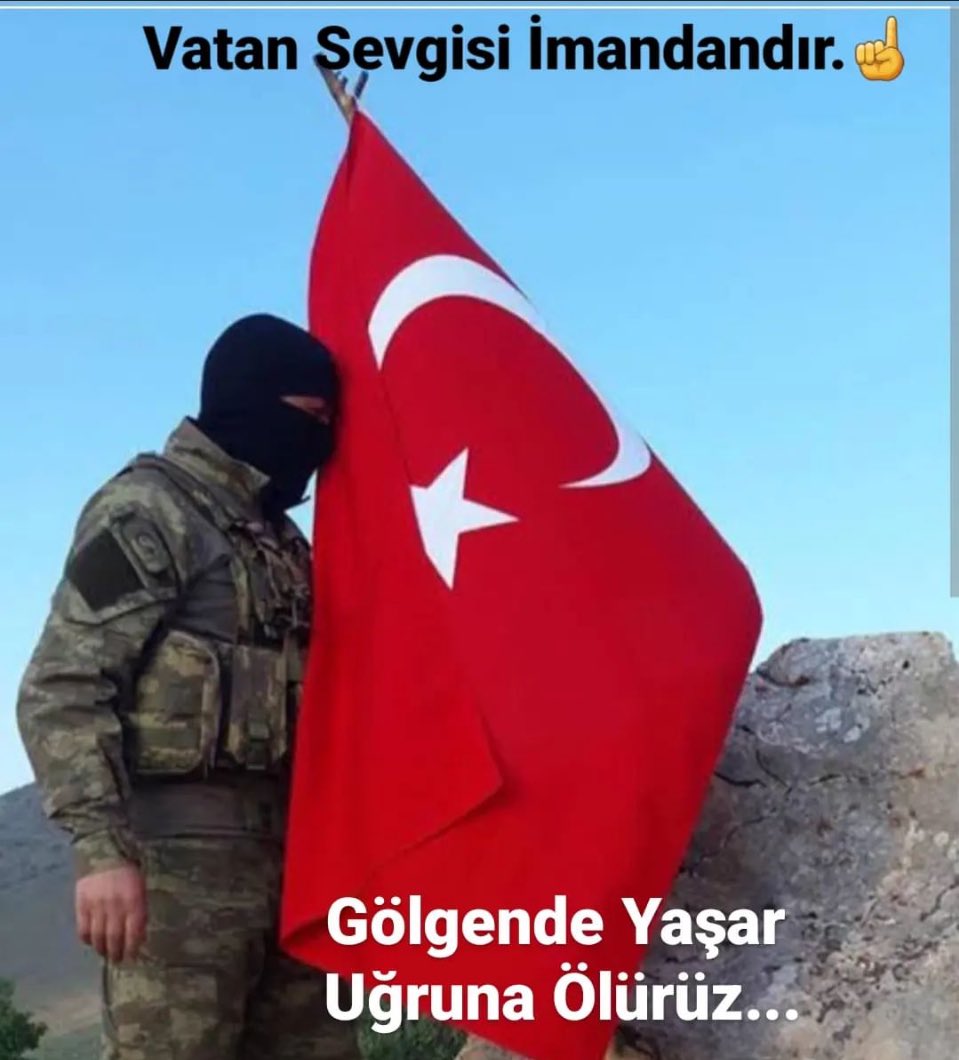 Bayraksızlar bayraksızlar
Yere düşse bayrak sızlar
Nerden bilsin kıymetini
Soysuz sopsuz bayraksızlar.!
🇹🇷🇹🇷🇹🇷🇹🇷🇹🇷🇹🇷🇹🇷🇹🇷🇹🇷

#HayırlıSabahlar