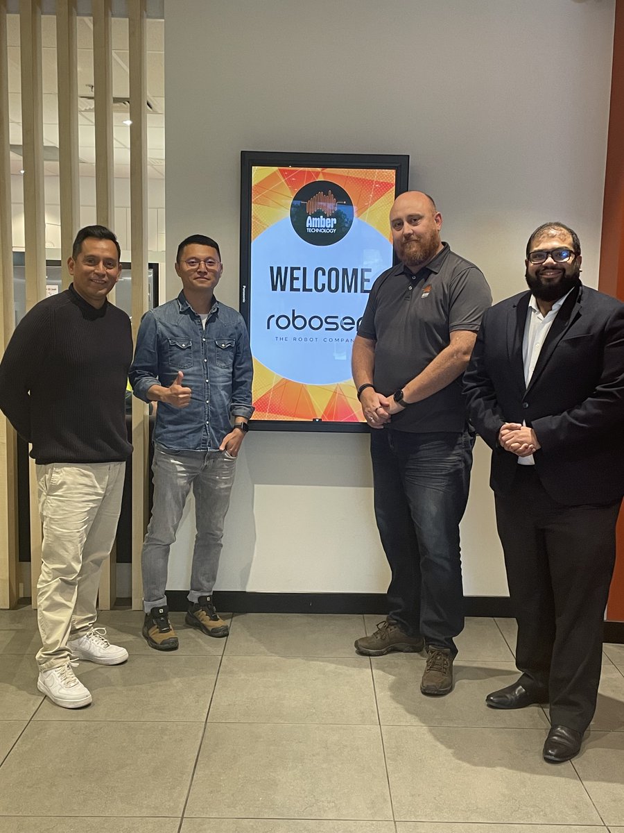 This week we are hosting a visit to Australia from Robosen, today we welcomed Rocky Luo to our HO in Sydney. 
Rocky Luo, General Manager, Robosen is with Amber Technology's COO Robert Glasson, General Manager Major Retail Alberto Zamudio, and Brand Manager Deepak Gopalakrishnan