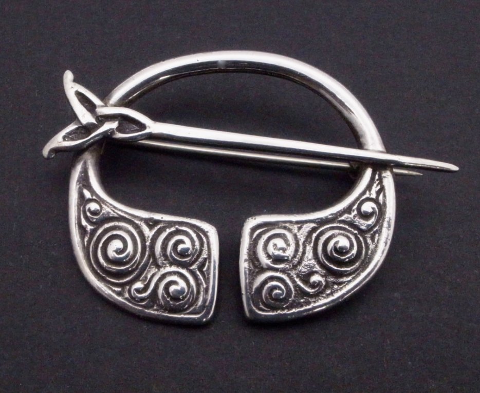 Celtic Art Industries, silver Celtic penannular style brooch, #Iona, #Scotland, post 1945. Just added to johnkelly1880.co.uk free UK P&P. #preowned #preownedjewellery #jewellery #vintage #silverjewellery #vintagejewellery #scottishjewellery #celticjewellery #Ionajewellery