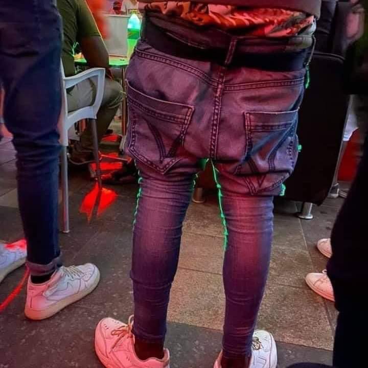 MawrongzJnr's tweet photo. Facts about guys who wear like this!? https://t.co/98U9iCjL4i