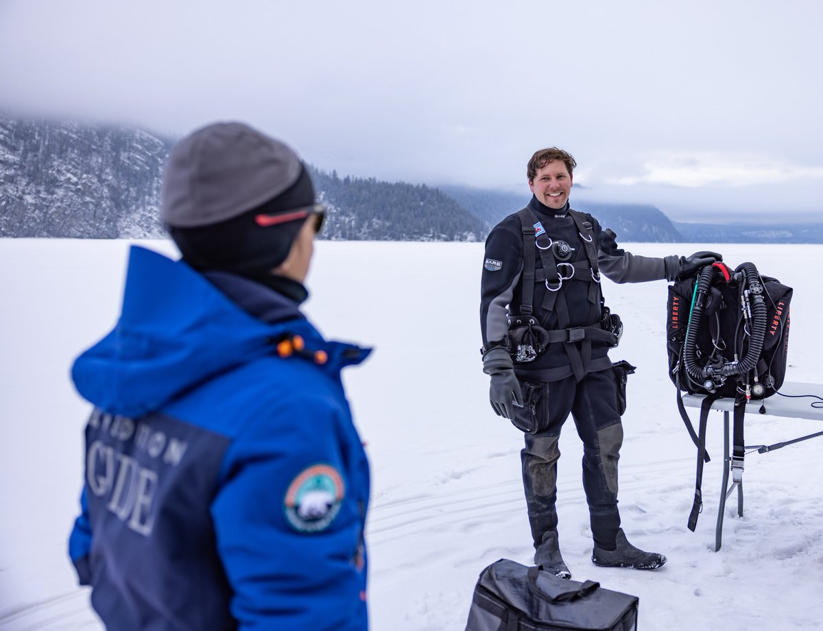 divesoft's tweet image. A few photos from our ambassador Maxwel Hohn.
Do you know what kind of rebreather he used during filming "Secrets of the Octopus" for National Geographic?
His choice is a CCR Liberty Light + ODA.
divesoft.com/light