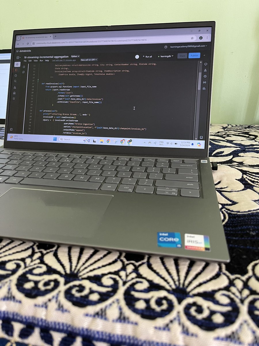 Working on Streaming Incremental aggregation dark mode theme always awesome ☺️ 🚀👨‍💻 #databricks #dataengineer #dataengineering #BigData #Python #pythonprogramming #MachineLearning #ArtificialInteligence #coding #100DaysOfCode #ApacheSpark #ApacheFlink #ApacheKafka #streaming