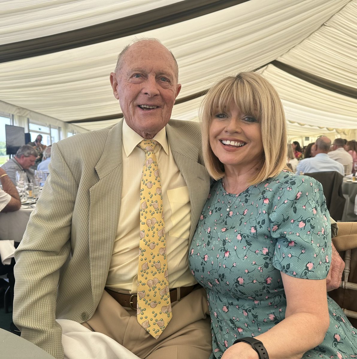 A fantastic afternoon at the first of this year’s Yorkshire Charity Clay Days in the company of cricket legend Sir Geoffrey Boycott @GeoffreyBoycott @DuncombePark Thousands raised for Yorkshire charities, with @duncanwoodtv as a fabulous MC. Great to meet @lucypittawayart too!