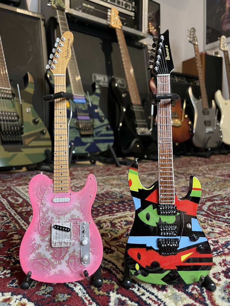 These miniatures. #axeheaven #fender #fenderguitars #fendertelecaster #telecaster #paisleytelecaster #ibanez #ibanezguitars #ibanezjpm #miniatures #miniatureguitar #mesaboogie #musicman #guitar #guitarist #guitarplayer #guitarlove