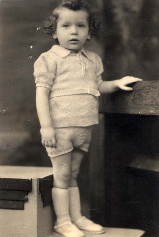 14 May 1940 | A French Jewish boy, Henri Latowicz, was born in Paris. He arrived at #Auschwitz on 11 February 1943 in a transport of 1,000 Jews deported from Drancy. He was among 832 of them murdered in gas chambers after the selection.