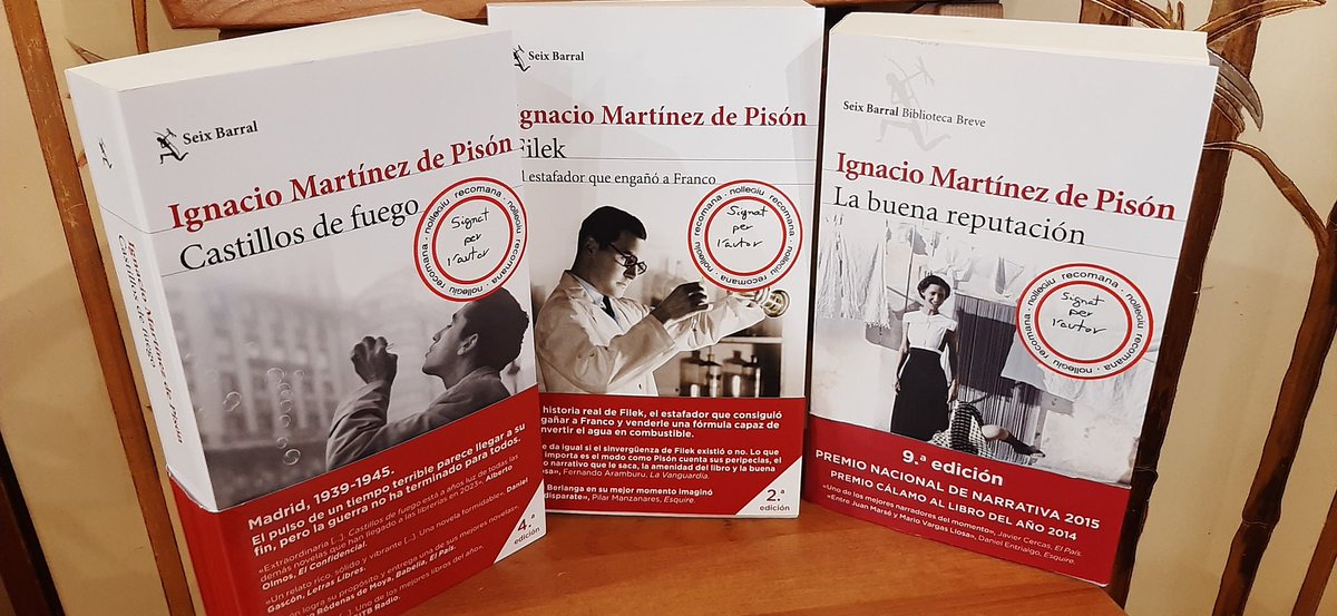 Tenim aquests tres exemplars dedicats per Ignacio Martínez de Pisón. Si en voleu algun escriviu a info@nollegiu.cat i us direm com pot arribar a les vostres mans 😉