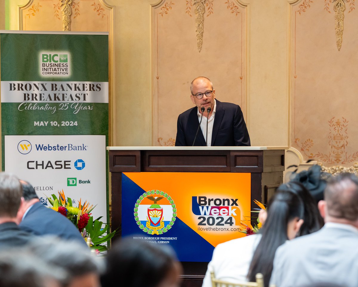 #BronxWeek2024 ~ The 25th Annual Bankers Breakfast. Thanks to BICNY President Rafael Roger & Team for your commitment to supporting our small businesses. Thanks to EDC President Andrew Kimball & Rep. Ritchie Torres for serving as our keynote speakers. The Bronx means business!