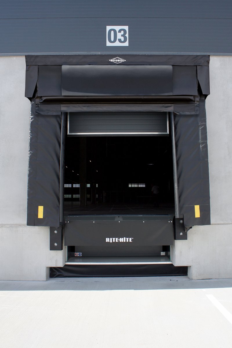 IPEmagazine's tweet image. IPE MAGAZINE - Blowing hot and cold 
@ritehite #coldstorage #loadingdocks
ipesearch.co.uk/Rite-Hite-cold…