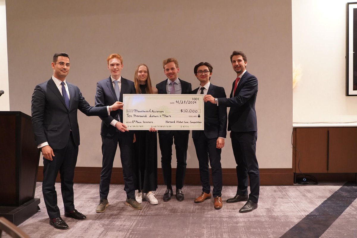 The Global Case Competition at @Harvard is one of the most internationally renowned student competitions. A team of HSG Bachelor students won this year's competition at the end of April 2024. Congratulations!