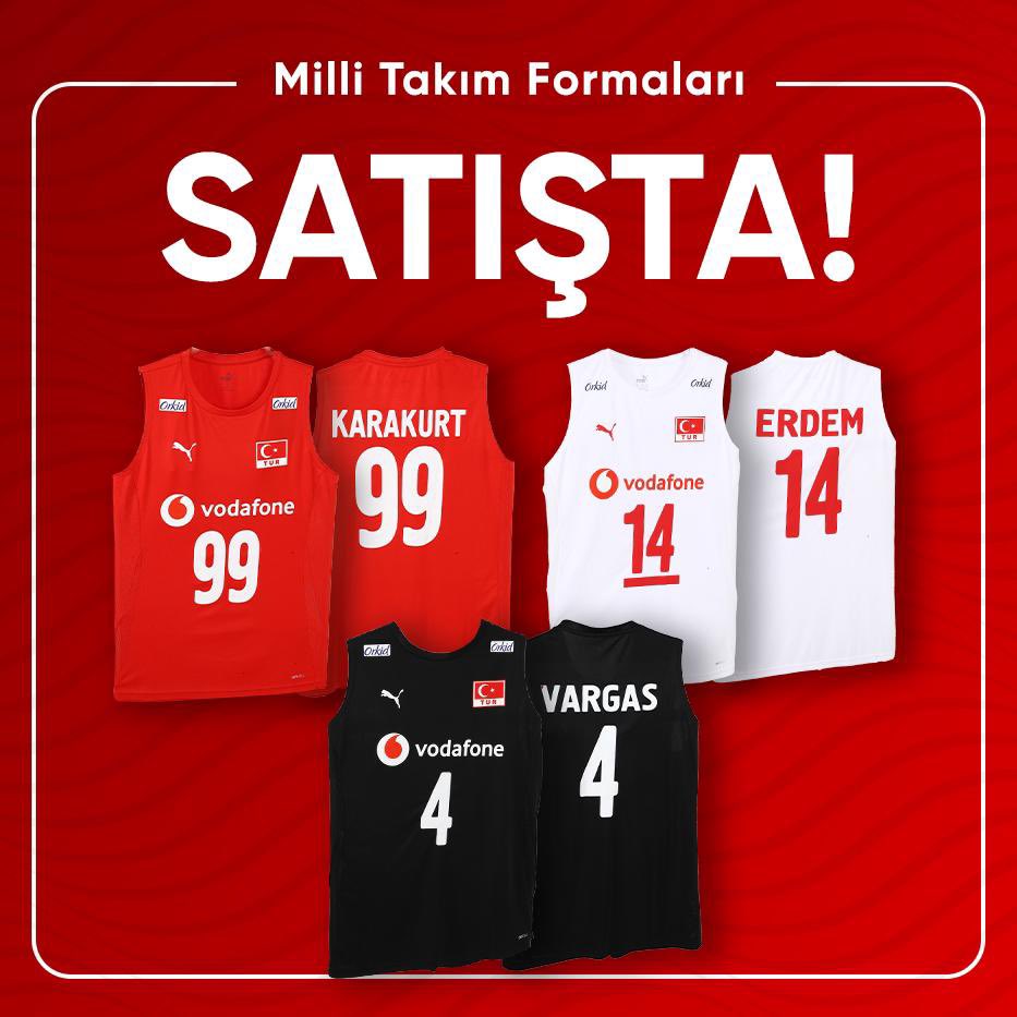 🛒Milli Takım Formaları, Antalya Spor Salonu'nda kurulan standda satışa çıktı.