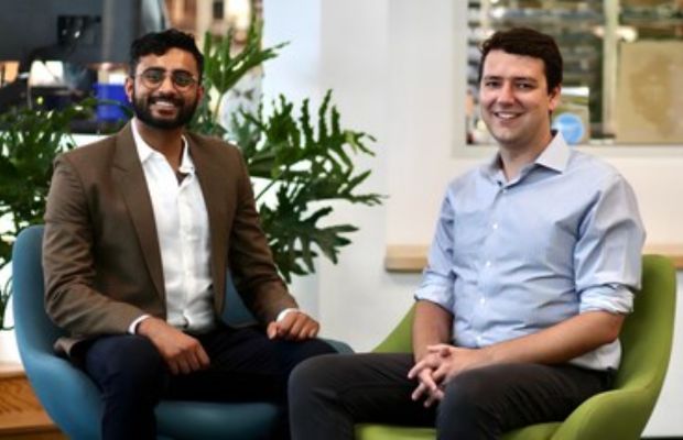 US-based @ActiveSurfaces, a flexible #solarpanel startup spun out from @MIT, raised $5.6 million in an #oversubscribed pre-seed funding round. The round was led by Safar Partners, a deep-tech venture capital fund.
Read more: saurenergy.com/solar-energy-n…

@RichSwartwout #Lendlease