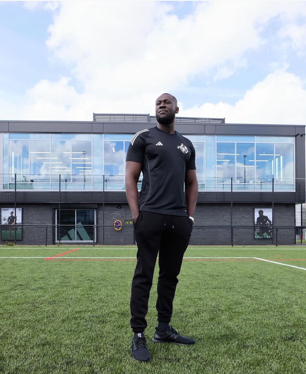 Thanks to #Merky FC for a delivering such a wonderful launch event.

Also, thanks to @Sport_England @adidasUK @SportingCapFund @stormzy and @EASPORTS for your support in creating a wonderful new building @selhurstarena 

#merkyfc #stormzy #adidas #adidaslondon #sportengland