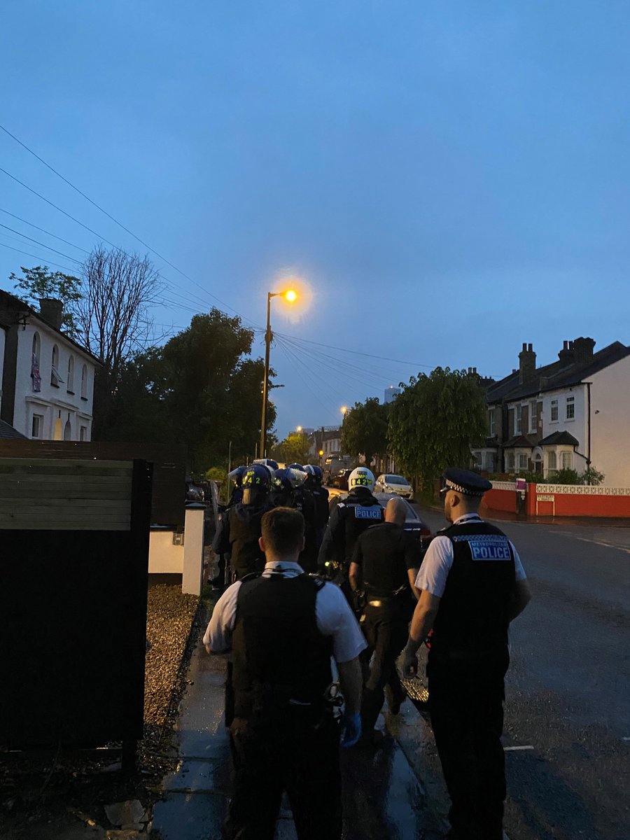This morning, along with our colleagues from TSG, we executed a S23 Misuse of Drugs Act warrant at an address in Sydenham Road.  This action was taken on the back of information received relating to drug use and dealing at the premises.  Two currently in custody.  #SelhurstSNT
