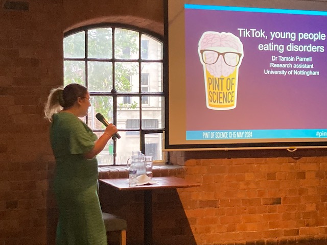 Excellent talk by @tamsinparnell @pintofscience on TikTok, young people and #eatingdisorders as part of @EDIFYresearch @UoNPressOffice #pint24