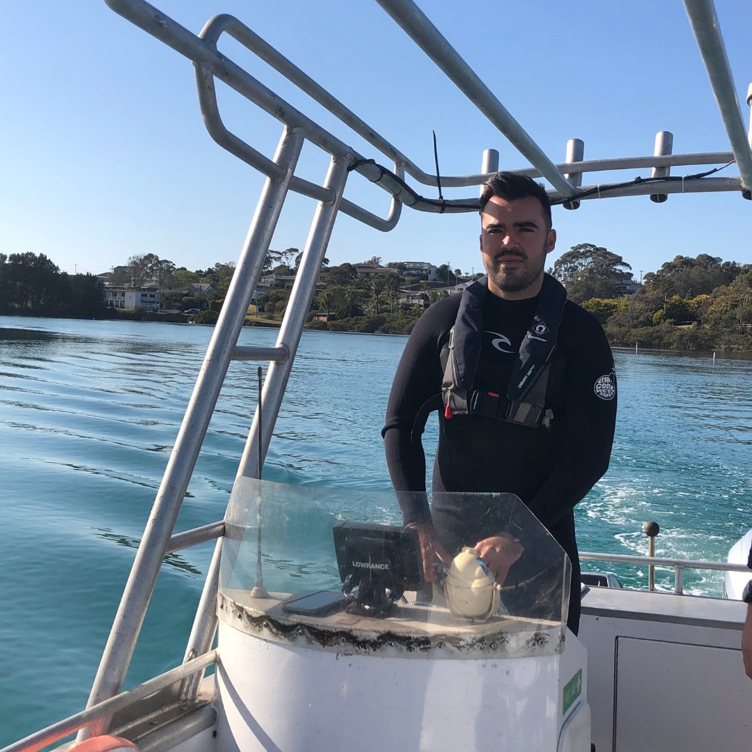 For this staff highlight, it's a pleasure to shine a light on the powerhouse behind @P_Restore, Dr. Paco Martinez-Baena! Paco leads our dedicated team, overseeing the management, restoration, & research components. His passion drives our restoration of Sydney Harbour! 🌊🌱 🦪