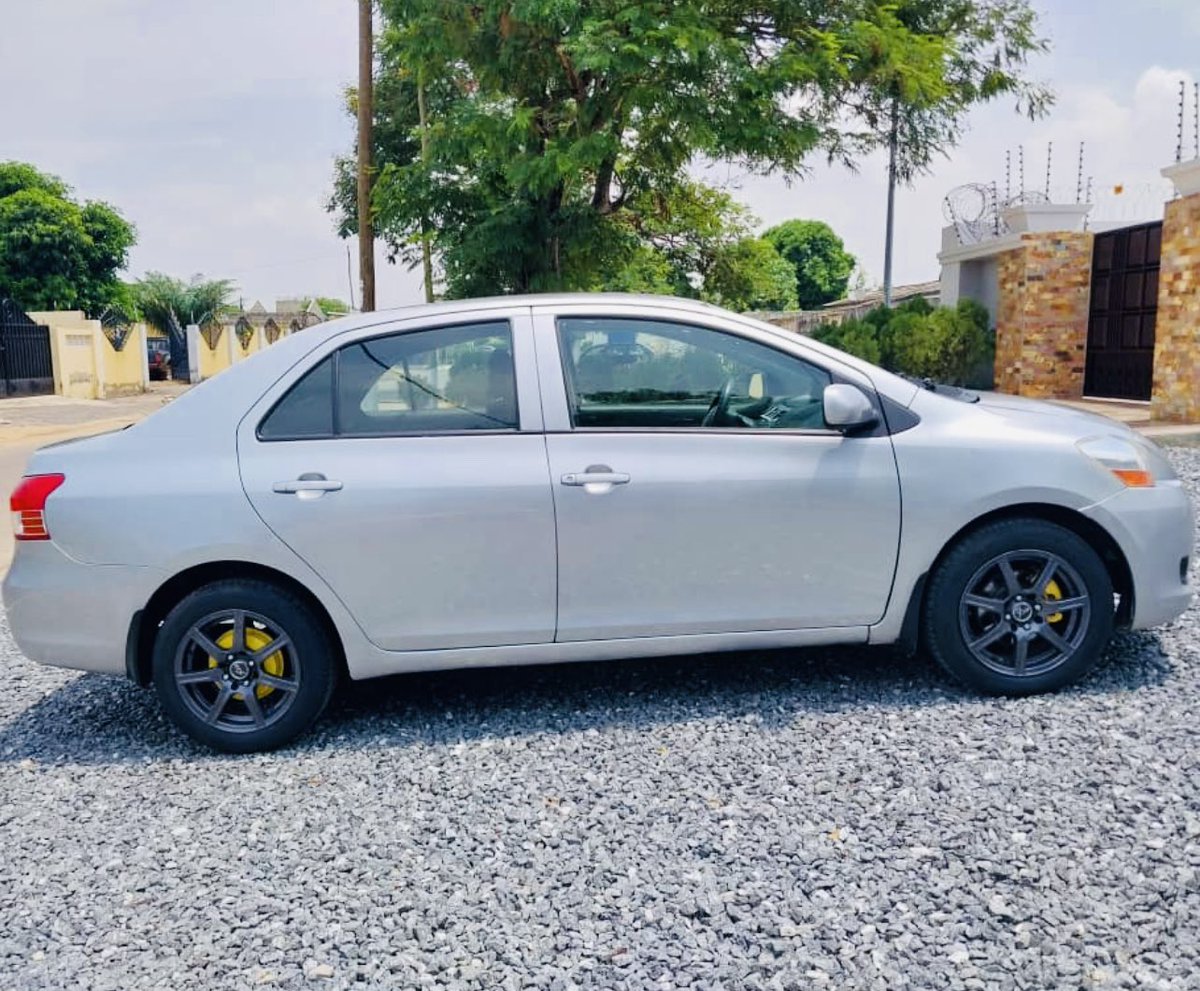 * 2011 Toyota Yaris Clean and Neat 

* Key Entry 

* Android Screen Tape 

* Air Conditioning 

* Alloy Wheels 

* Neat Interior Exterior 

* No hidden fault 

* Call / WhatsApp 0550151517

* Price Gh95,000 negotiable 

* Location Tema