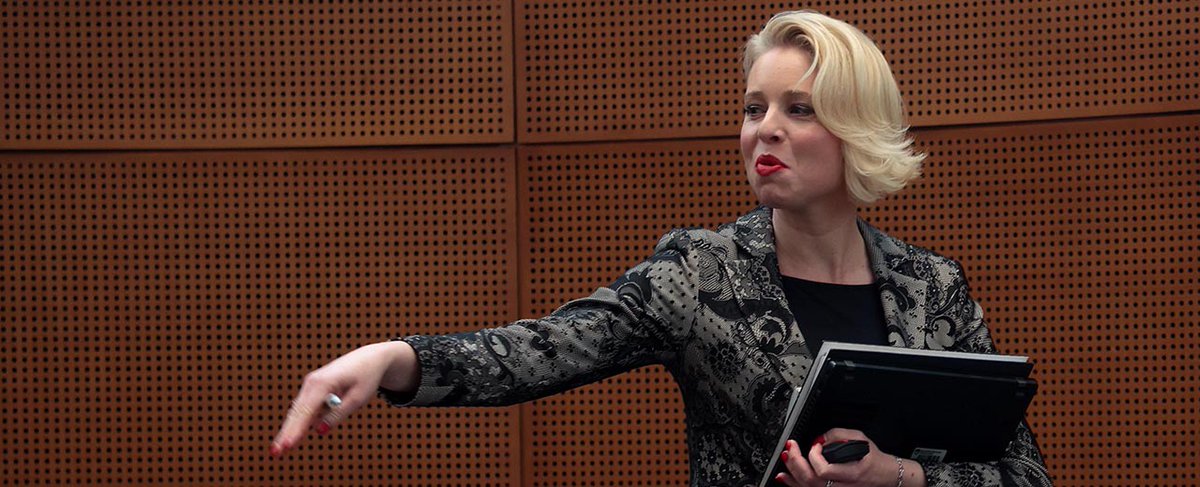 BojanPozar's tweet image. ‼️ Ker sem v novinarstvu dlje, kot bo Urška Klakočar Zupančič kdajkoli v politiki, lahko povem tudi naslednje:
- Včerajšnji primitivni in difamacijski izpad predsednice @Drzavnizbor sredi parlamenta na račun avtorja tega tvita in portala, katerega ustanovitelj in urednik sem, ima…