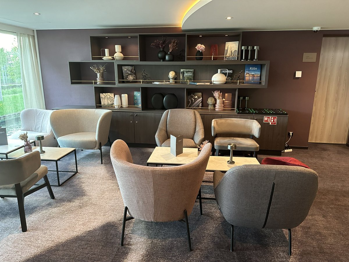 shipmonk's tweet image. Bar and lounge on A-Rosa Sena