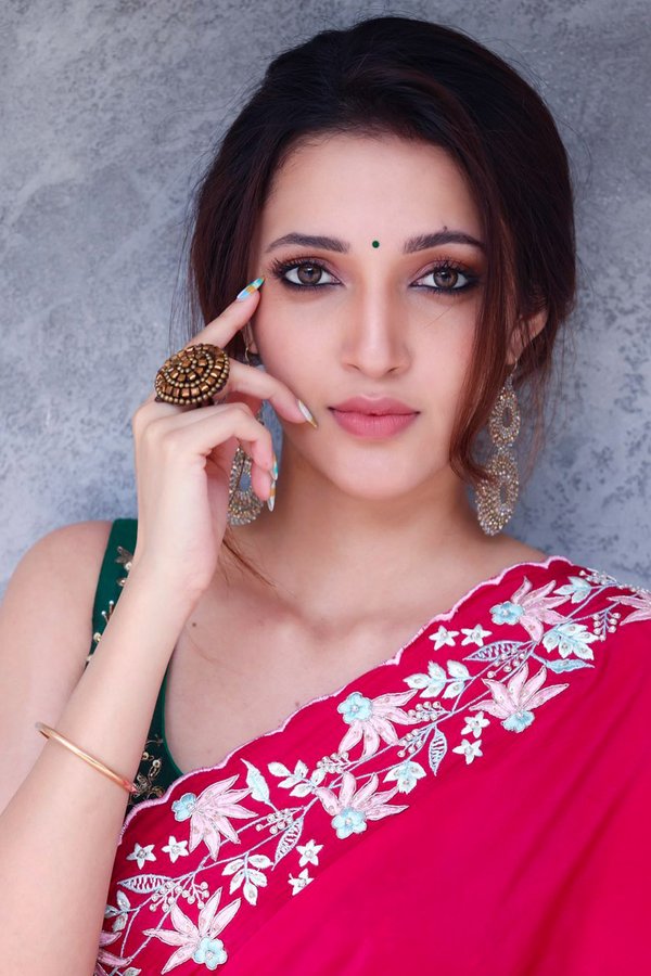 GNhfzmTbcAA9VCq?format=jpg&name=900x900