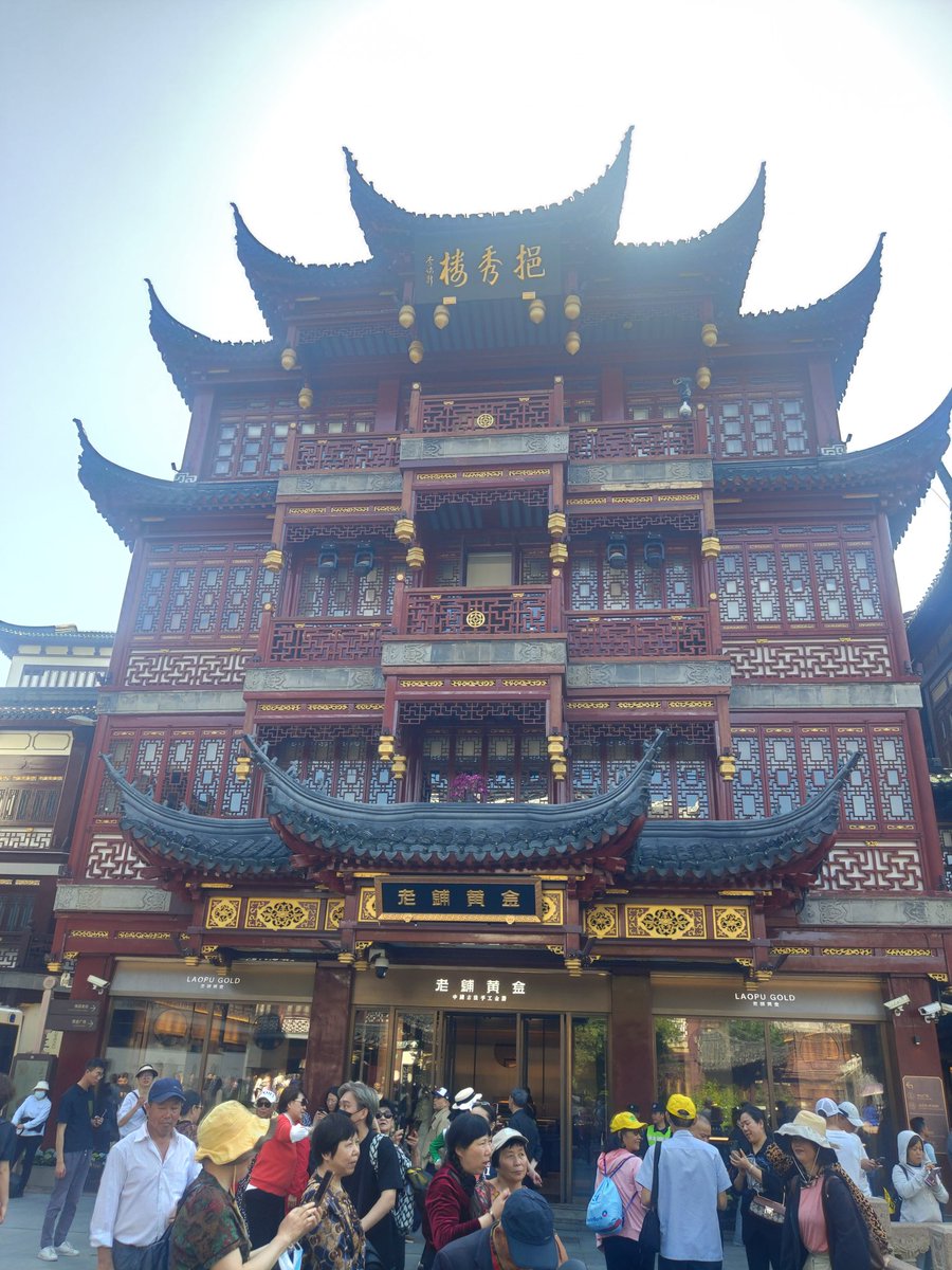 افسر ارشد ارتش اتریش tweet media