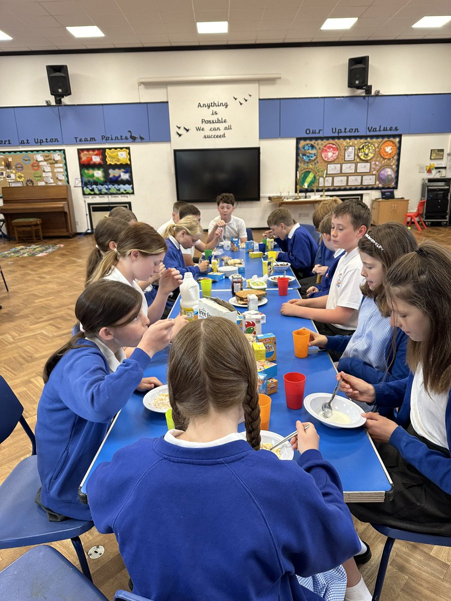 Enjoying a morning breakfast before the SAT test today with thanks to @warners_stores #anythingispossible #perserverance Good luck to all year 6 children everywhere!