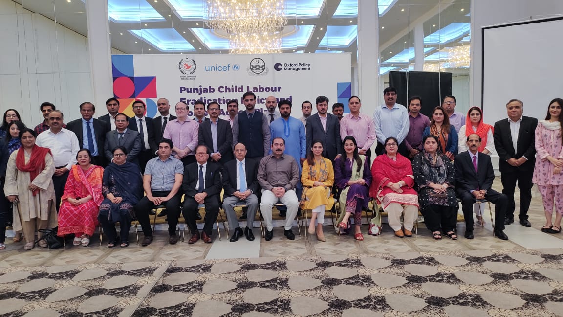 Tackling child labour requires coordinated efforts from all stakeholders. Proud to have our team participate in the Stakeholders Consultation on Punjab Child Labour Eradication Policy and Costed Action Plan. Together, we can make a difference. #EndChildLabour #ChildProtection