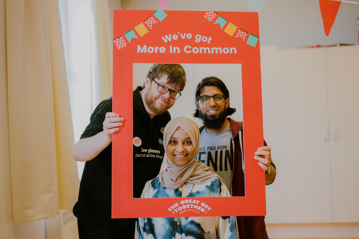 The Great Get Together (21-23 June) is the UK’s annual celebration of everything that unites our communities, inspired by Jo Cox’s belief that we have more in common than that which divides us. Register by May 31 to receive your free resource pack👇 jocoxfoundation.org/our-work/stron…