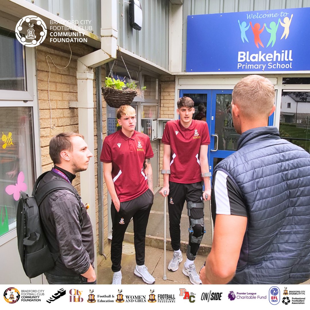 🏆 | #UtilitaKidsCup It's Wembley week! @blakehillschool U11 Boys will play in the @UtilitaFootball #KidsCup Grand Final this Sunday, before the @SkyBetLeagueTwo #PlayOffFinal at @wembleystadium ⚽️ @officialbantams stars Zac Hadi and Harry Ibbitson visited the school last