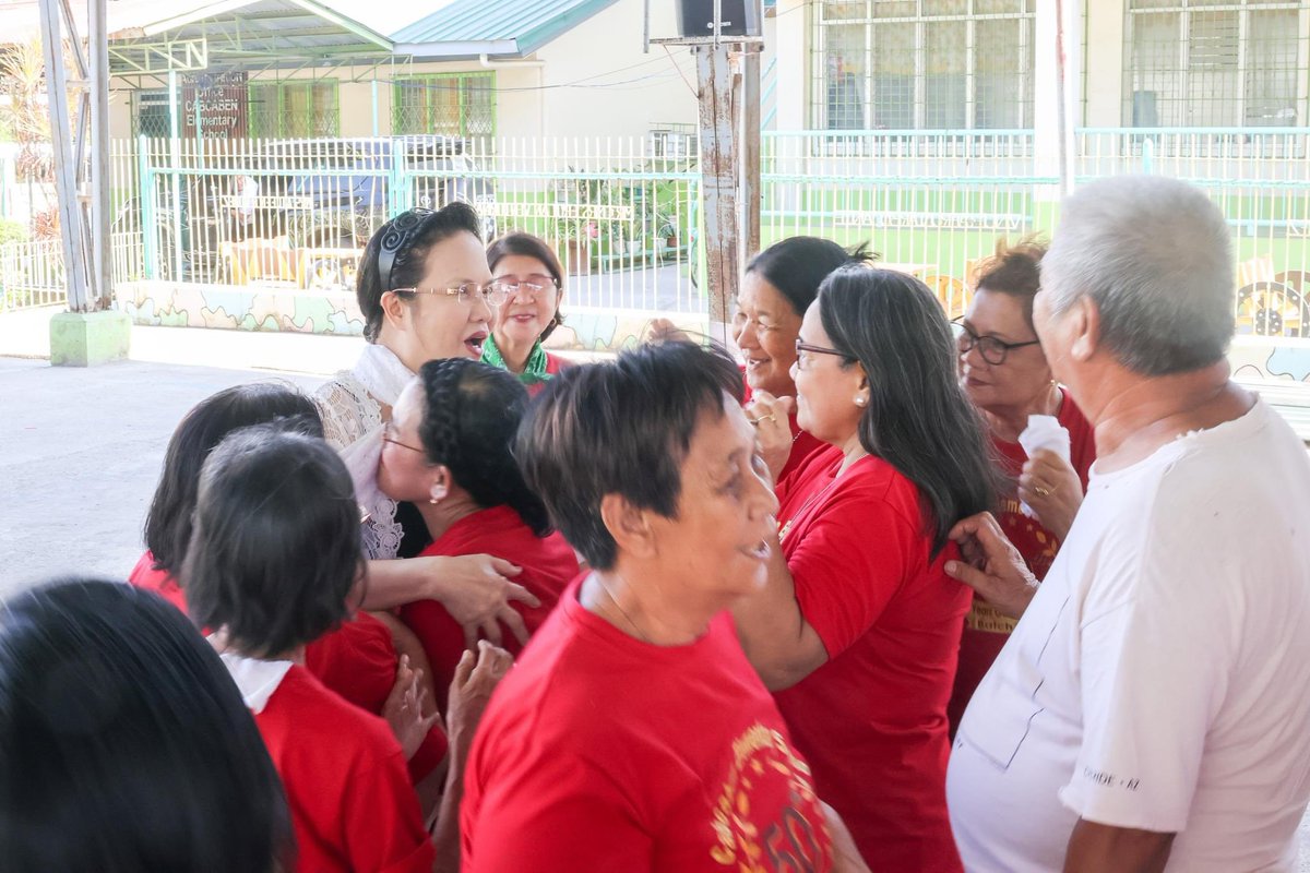 PART 1

PAO CHIEF PERSIDA ACOSTA, MULING BUMISITA SA CABCABEN, MARIVELES, BATAAN PARA SA KANILANG 50TH GOLDEN GRADUATE BATCH '73-74 REUNION

#PublicAttorneysOffice
#PAOChiefPersidaAcosta
#BagongPilipinas #PALA 
#LibrengSerbisyongLegalPAO